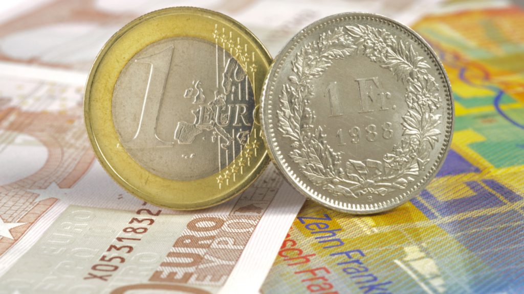 «Κούρεμα» δανείων: Μείωση έως και 40% στο ελβετικό φράγκο