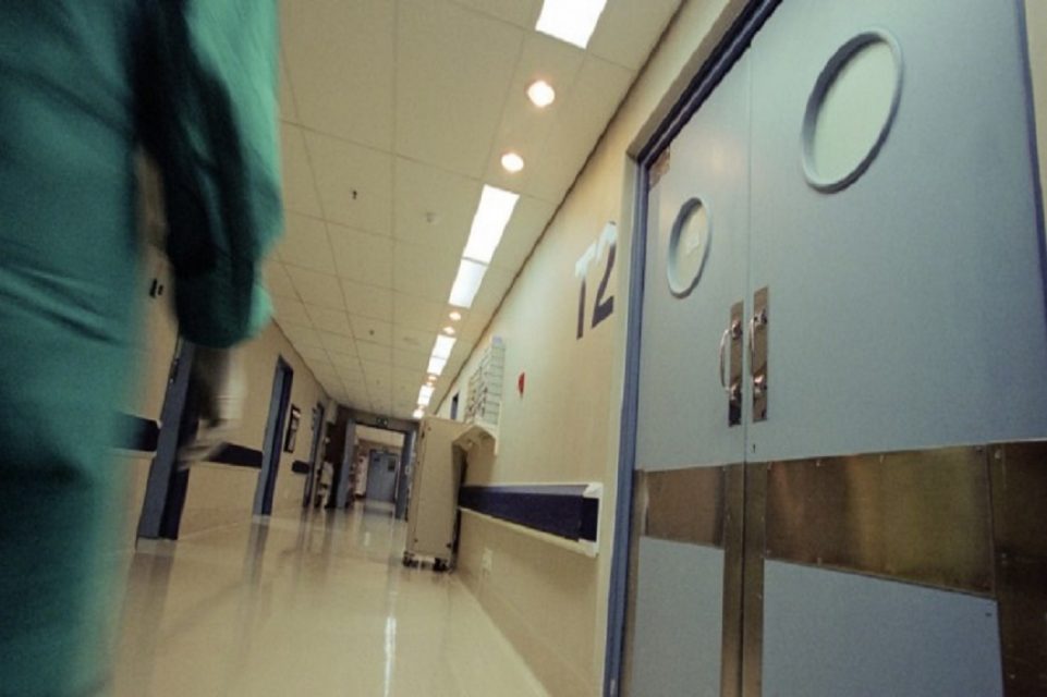 Νοσοκομείο Ρίου: «Έσκασε» φιάλη οξυγόνου – Τραυματίστηκε σοβαρά υπάλληλος