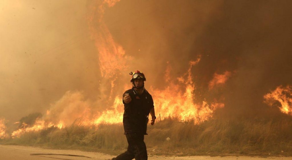 Πυρκαγιές ΤΩΡΑ: Δείτε LIVE όλες τις φωτιές που βρίσκονται σε εξέλιξη