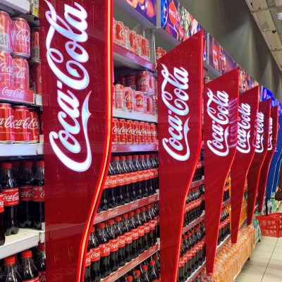 Coca-Cola: Άσχημα νέα για τον παγκόσμιο κολοσσό – Κινδυνεύει;