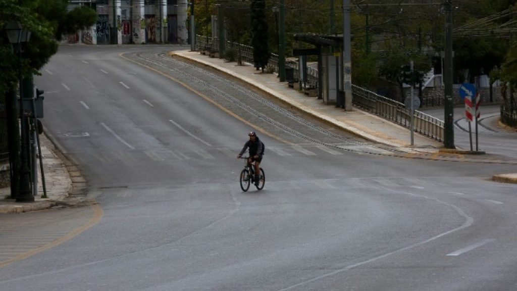 Lockdown: «Κατέβασε ασφάλειες» η Αθήνα - Αυτά είναι τα νέα μέτρα