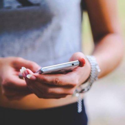 Μεγάλη απάτη σε εξέλιξη: Αν σας έρθει αυτό το SMS μην απαντήσετε