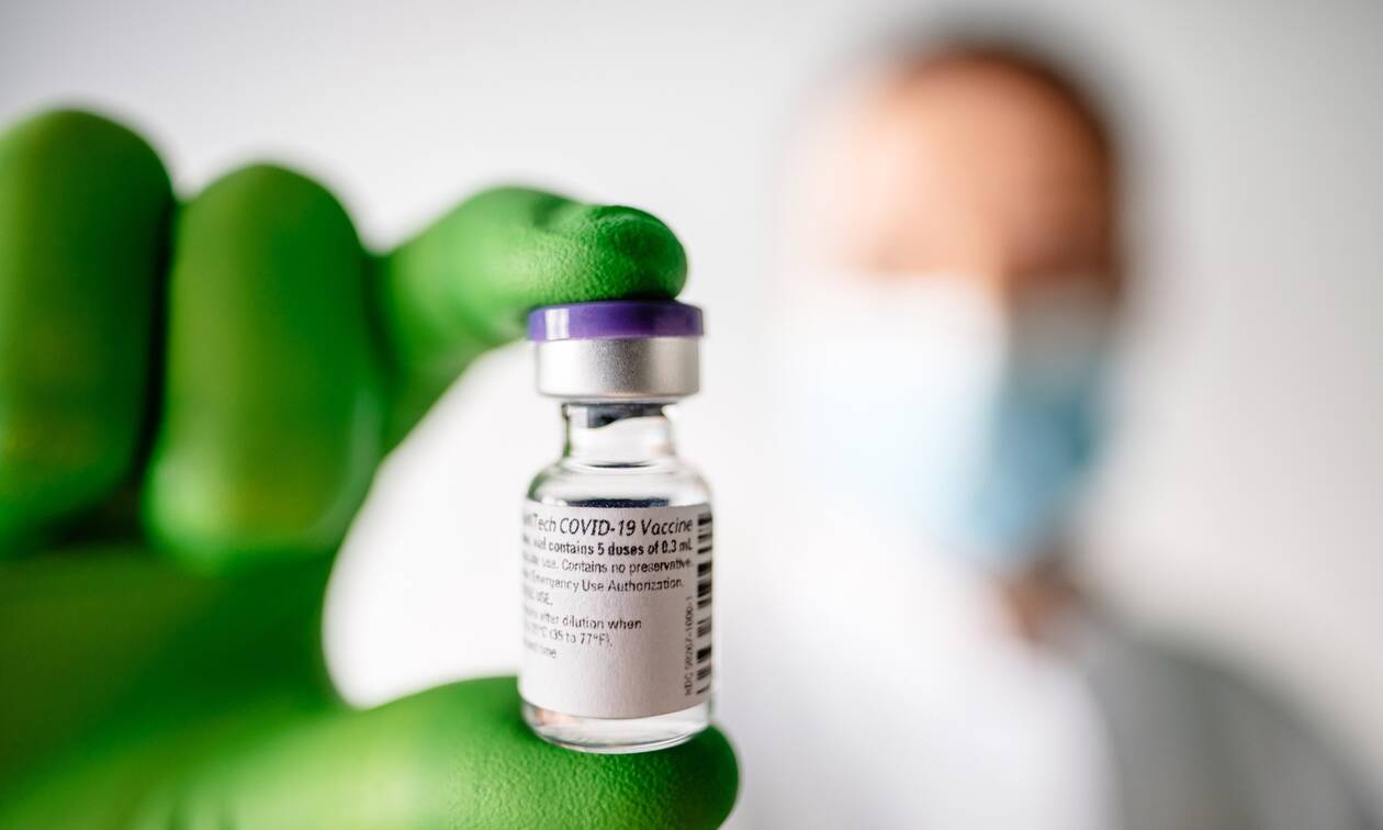 Εμβόλιο κορονοϊού: Ποιοι δεν πρέπει να το κάνουν σε καμία περίπτωση – Τα κρίσιμα ερωτήματα