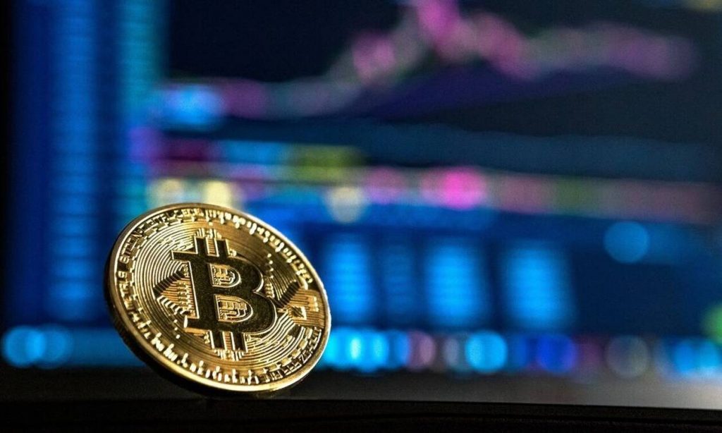 Bitcoin: Τι είναι – Μπορείς να βγάλεις πολλά λεφτά τελικά ή όχι;