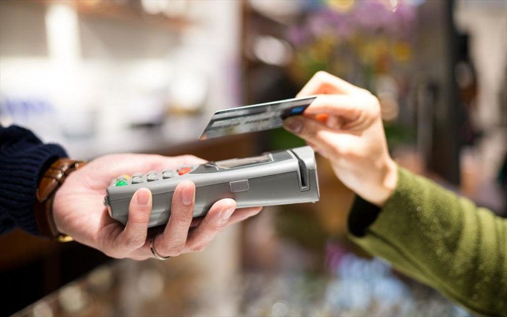 Μεγάλος κίνδυνος: Έτσι κλέβουν το PIN της κάρτας και τα λεφτά μας – Η νέα μέθοδος