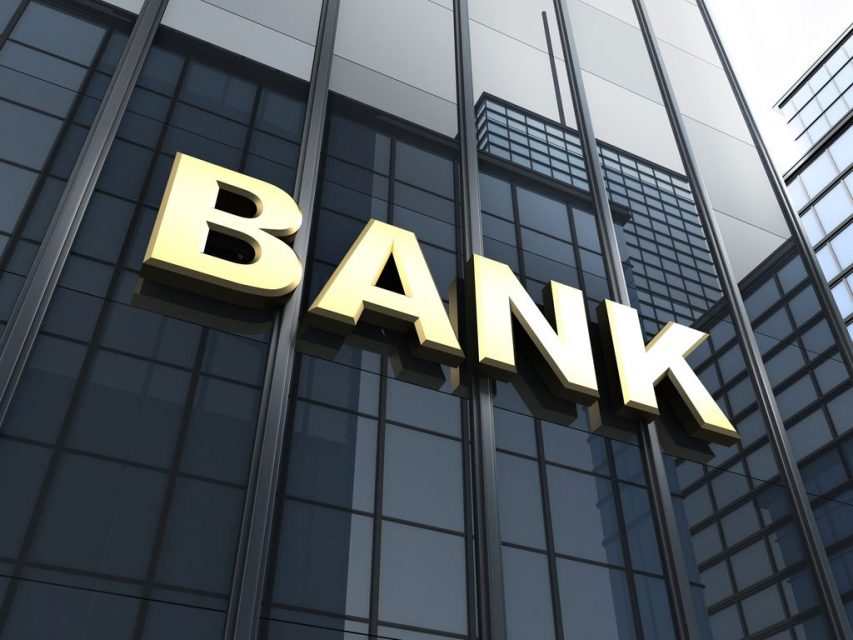 Τράπεζες: Δραματικές εξελίξεις! Μαζικά «λουκέτα» και απολύσεις
