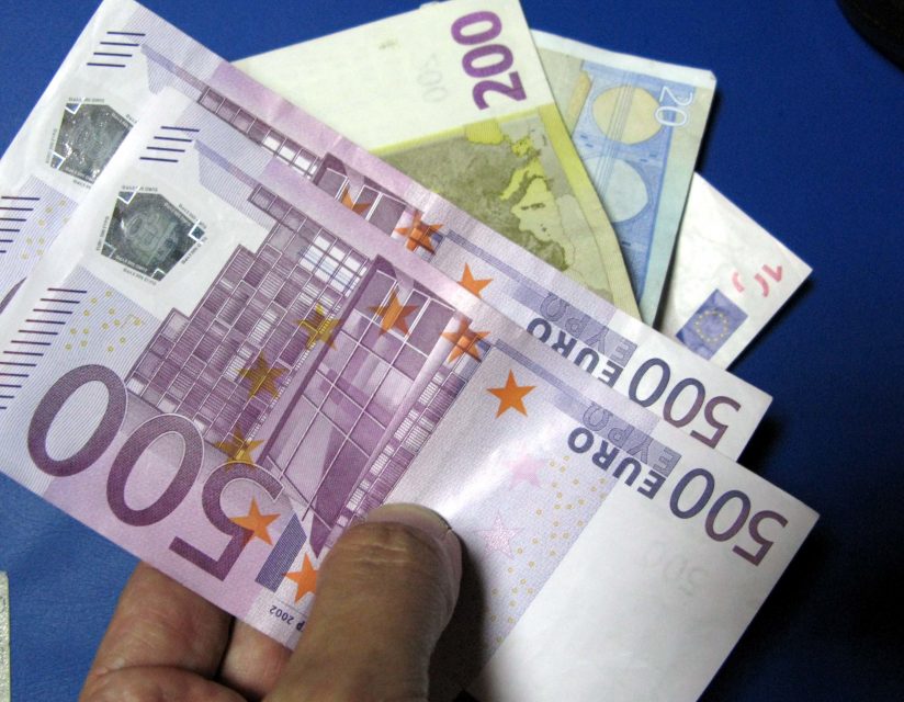 Tράπεζα καταθέτει 3.000 ευρώ άμεσα στο λογαριασμό σου: H νέα υπηρεσία