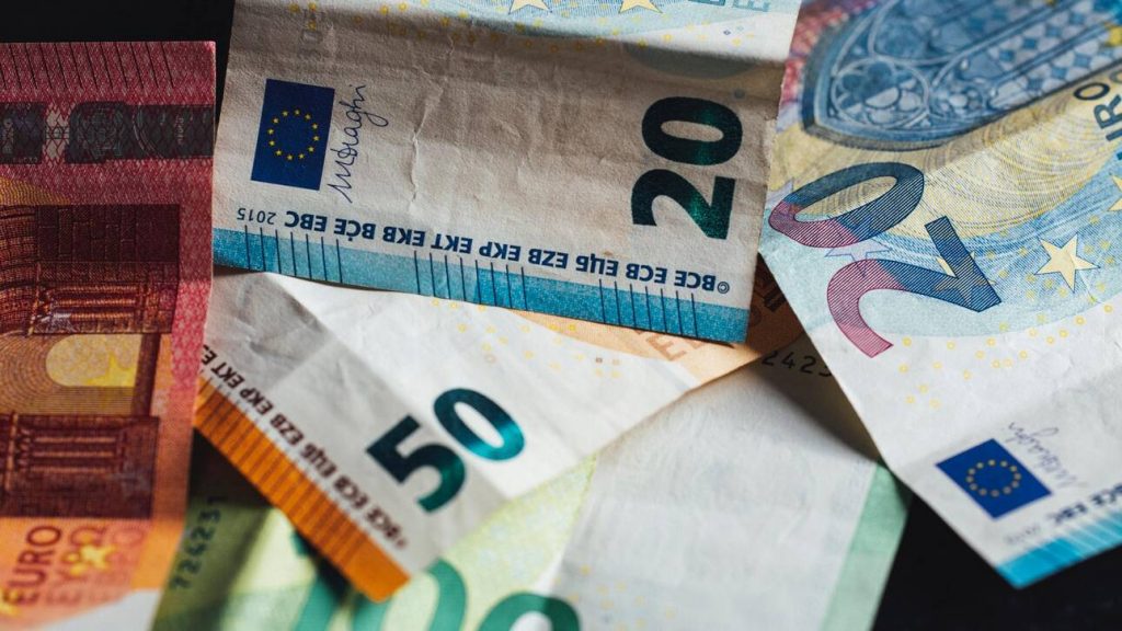 Δάνειο από το κράτος έως 25.000 ευρώ: Δες αν το δικαιούσαι