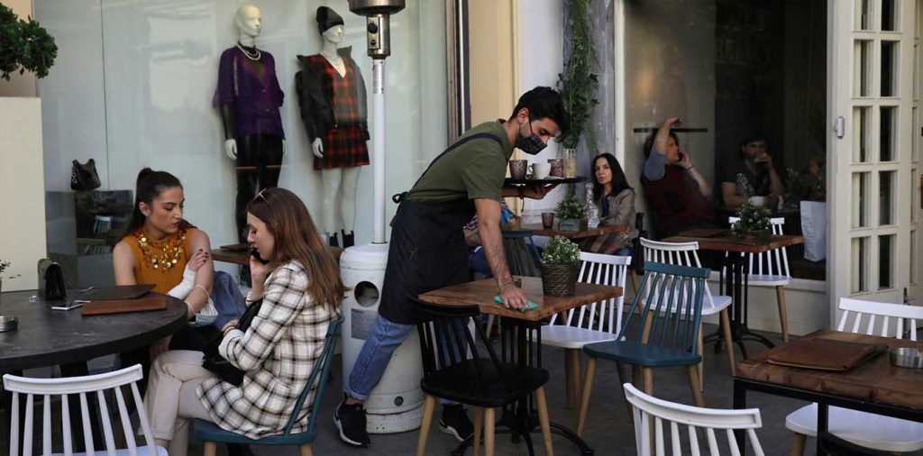«Φιάσκο» οι επιδοτήσεις – Έξαλλοι οι ιδιοκτήτες καφέ, μπαρ, εστιατορίων