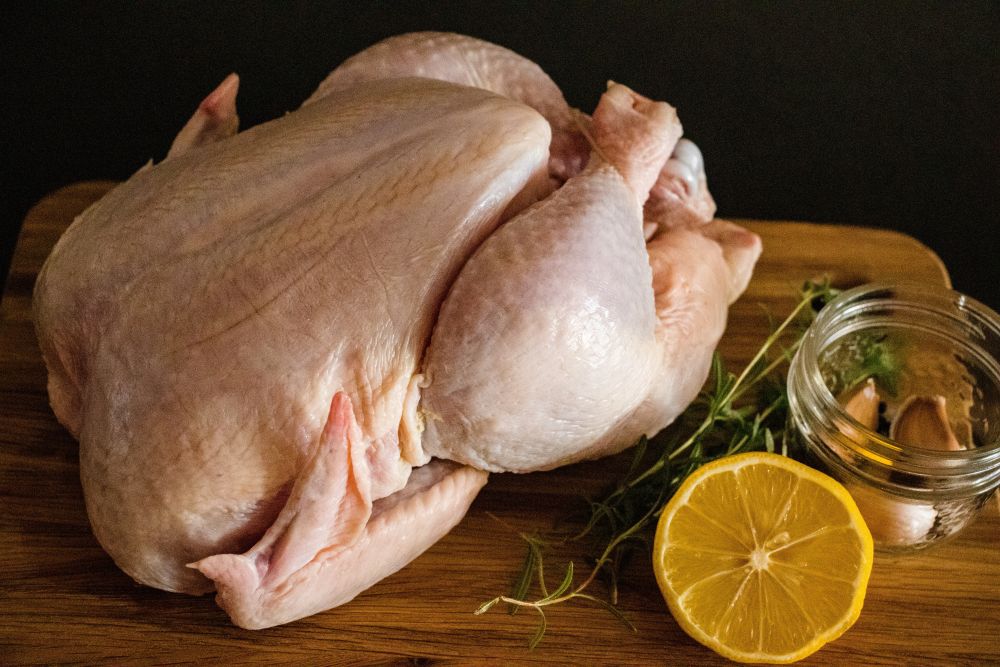 Συναγερμός: Επικίνδυνο κοτόπουλο στα πιάτα μας - Μην το φάτε