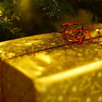 Δώρο Χριστουγέννων 2021: Υπολογίστε ΕΔΩ πόσα χρήματα θα πάρετε – Πότε θα καταβληθεί