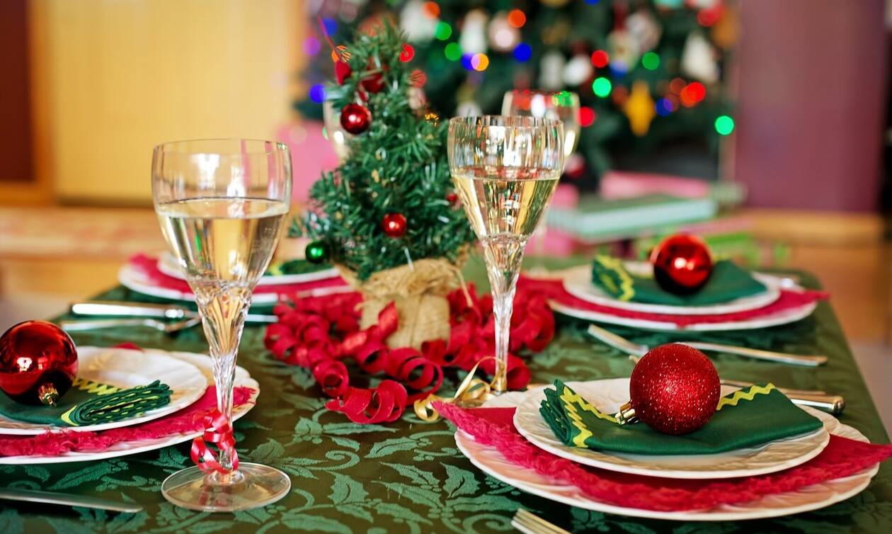Χριστουγεννιάτικο τραπέζι: Πόσο θα κοστίσει – «Χρυσάφι» η γαλοπούλα