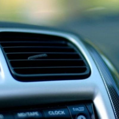 Κορονοϊός: Έτσι κολλάμε στο αυτοκίνητο – Πώς πρέπει να χρησιμοποιείται το καλοριφέρ