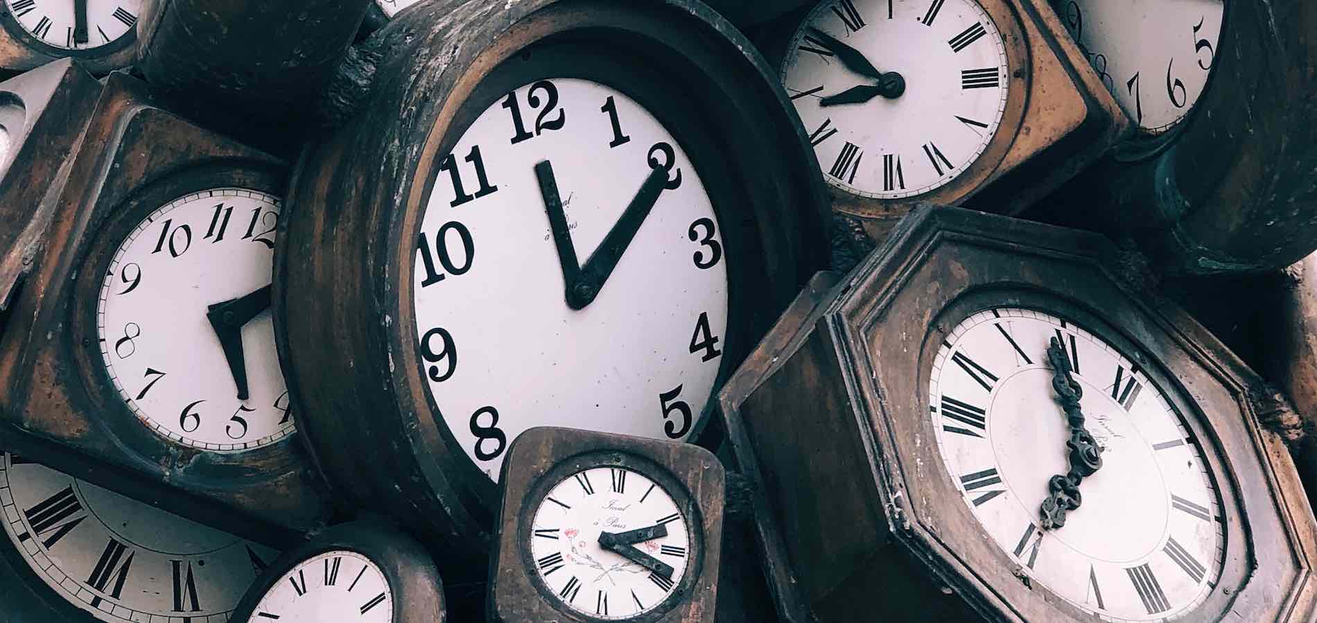 Αλλαγή ώρας 2022: Πότε αλλάζει η ώρα - Ποια Κυριακή γυρίζουμε τα ρολόγια μια ώρα μπροστά
