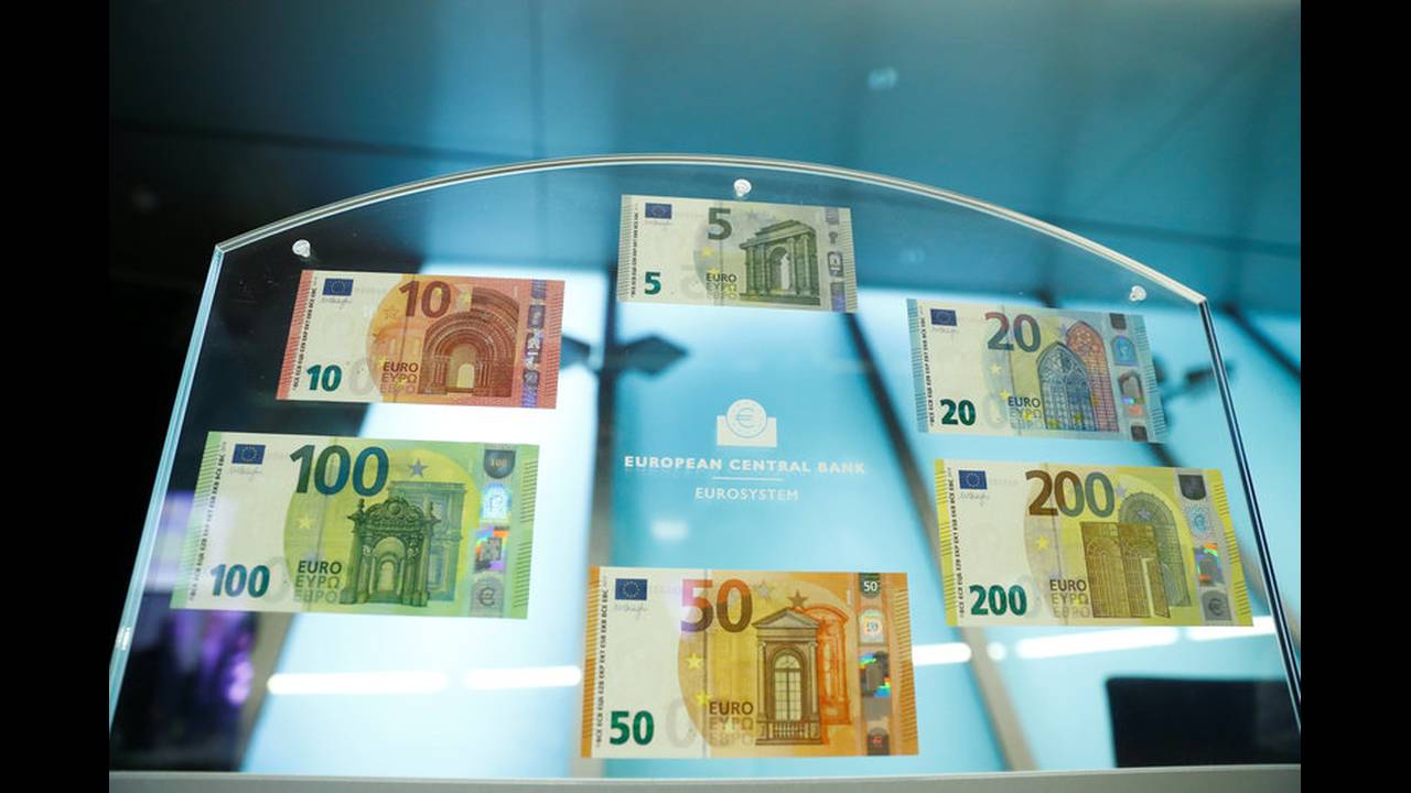 Αλλάζουν τα χαρτονομίσματα του ευρώ και μετά… καταργούνται