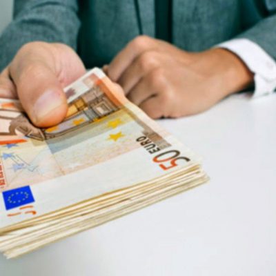 Νέα επιδότηση 9.500 ευρώ: Την παίρνουν σχεδόν όλοι – Βήμα – βήμα η διαδικασία