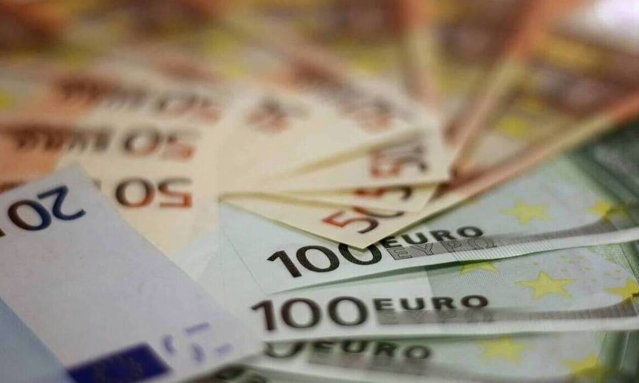 Έκτακτο επίδομα Πάσχα: Πότε θα δοθεί – Ποιοι είναι οι δικαιούχοι των 300 ευρώ