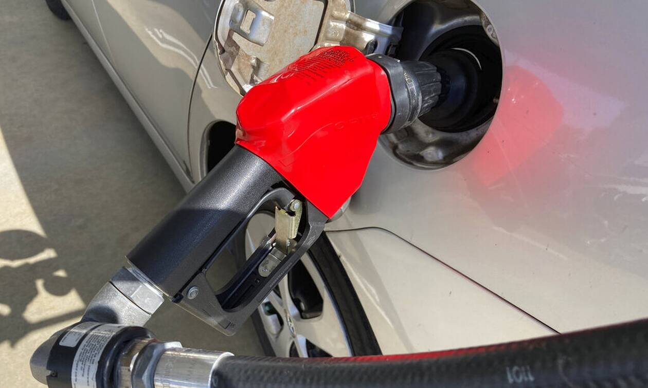 Έτσι θα βρείτε τη φτηνότερη βενζίνη: Δείτε την αναλυτική λίστα