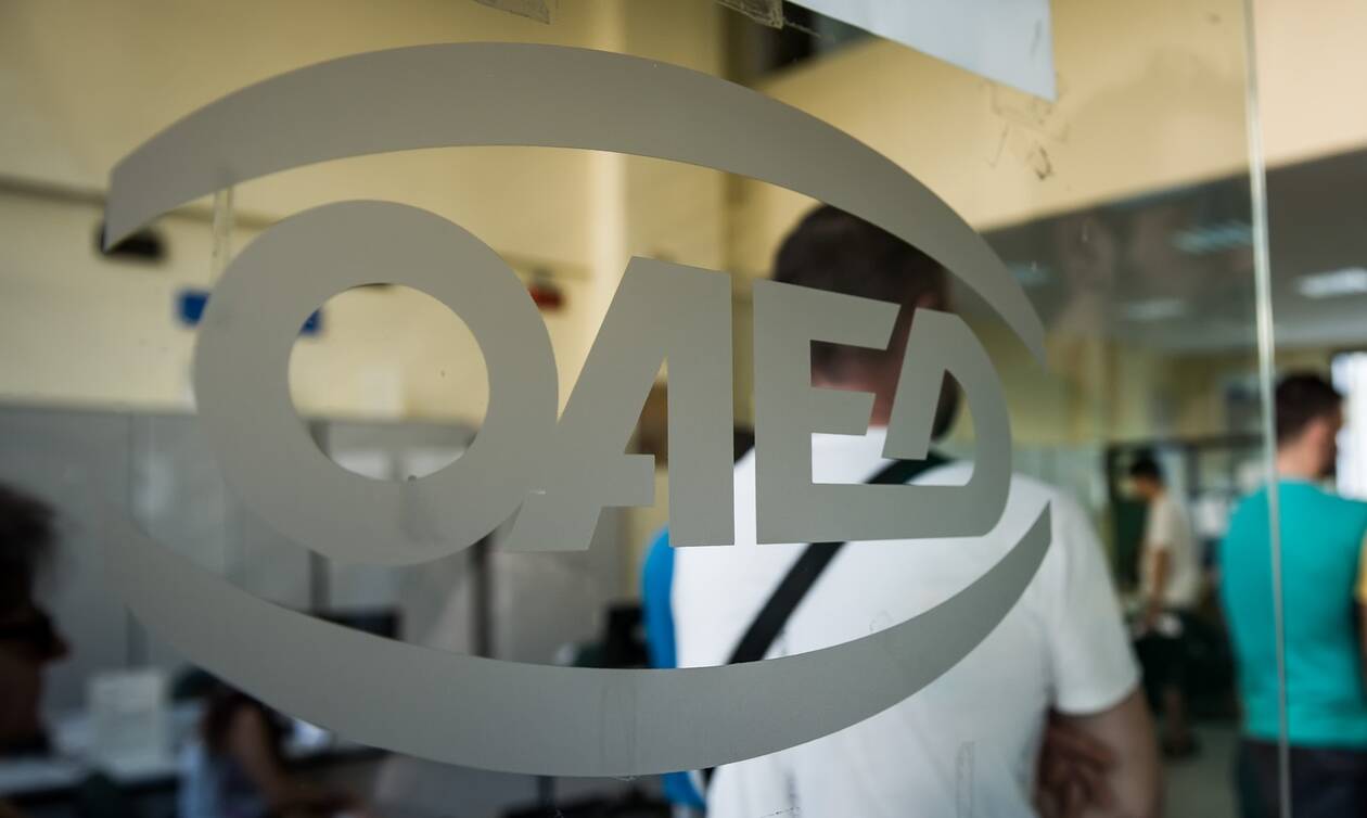 Όλα τα νέα προγράμματα ΟΑΕΔ 2022: Δίνουν μισθό άνω των 900 ευρώ