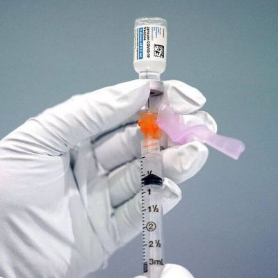 Έκτακτη ανακοίνωση: Υποχρεωτική η 4η δόση εμβολίου – Πότε ξεκινάει