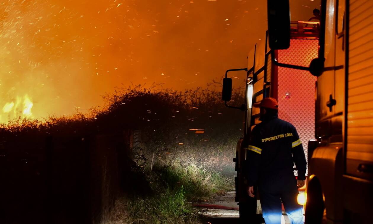 Φωτιά ΤΩΡΑ LIVE: Δείτε πού έχει ξεσπάσει πυρκαγιά - Ζωντανή ενημέρωση