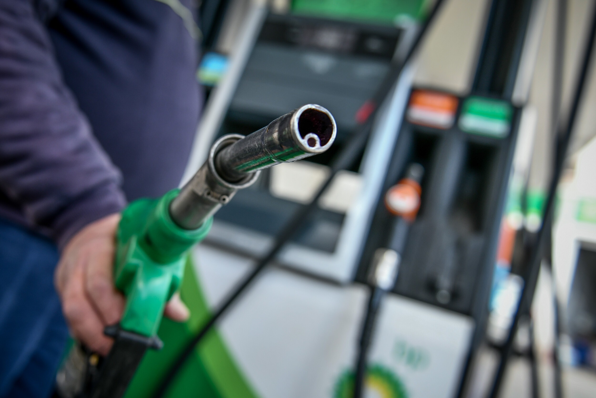 Fuel Pass 2: Αίτηση ΕΔΩ – Πότε ανοίγει η πλατφόρμα για το επίδομα βενζίνης