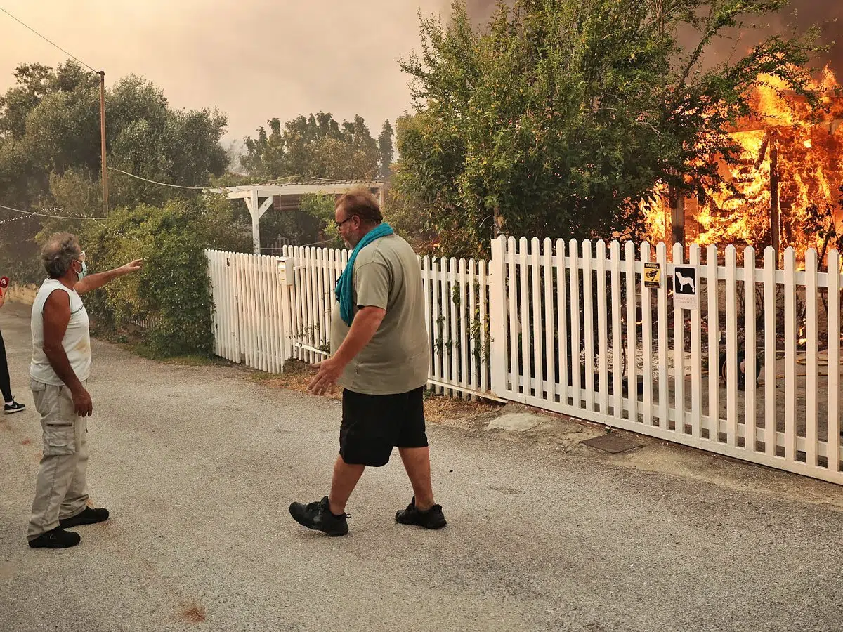 Μέτρα στήριξης πυροπλήκτων: Ποιες αποζημιώσεις και φοροαπαλλαγές δικαιούνται