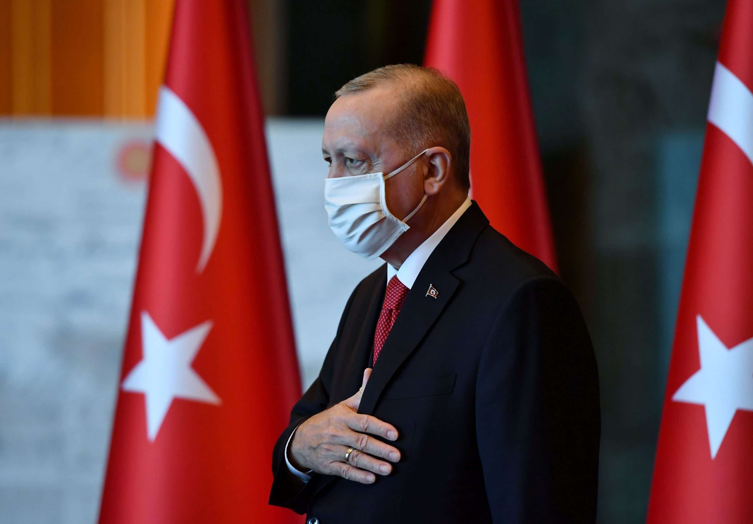 Αποκάλυψη: Αυτός τροφοδοτεί την Τουρκία με δισεκατομμύρια δολάρια 