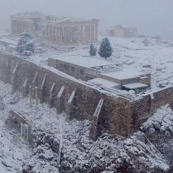 Μερομήνια 2022 – 2023: Πότε θα χιονίσει στην Αθήνα – Έρχεται… πολικό ψύχος!