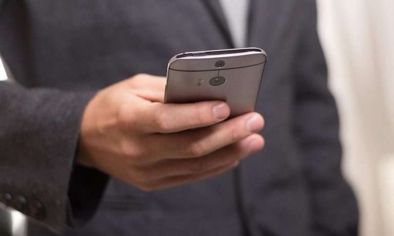 Έτσι θα σταματήσουν να σας καλούν από εταιρείες: Τι πρέπει να κάνετε