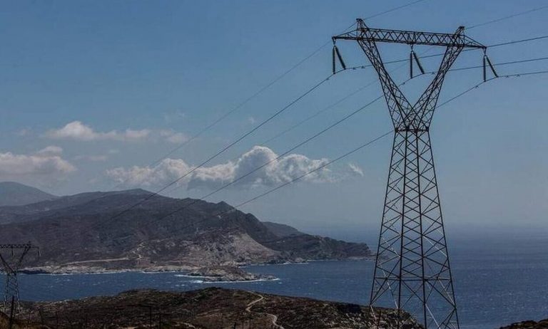 Λογαριασμοί ρεύματος: Θέλετε να αλλάξετε πάροχο; Τι ισχύει – Πόσα θα πληρώσετε