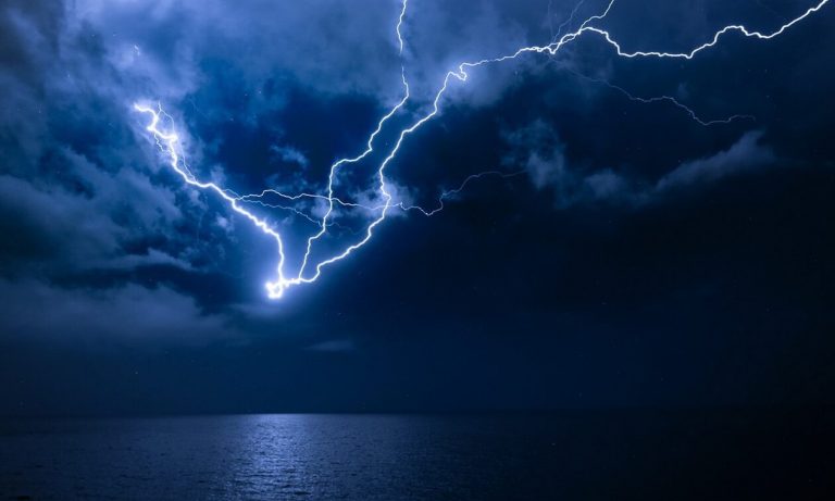Καιρός: Ντράπηκαν και οι μετεωρολόγοι – Γιατί η Eva εξελίχθηκε σε μέγα φιάσκο