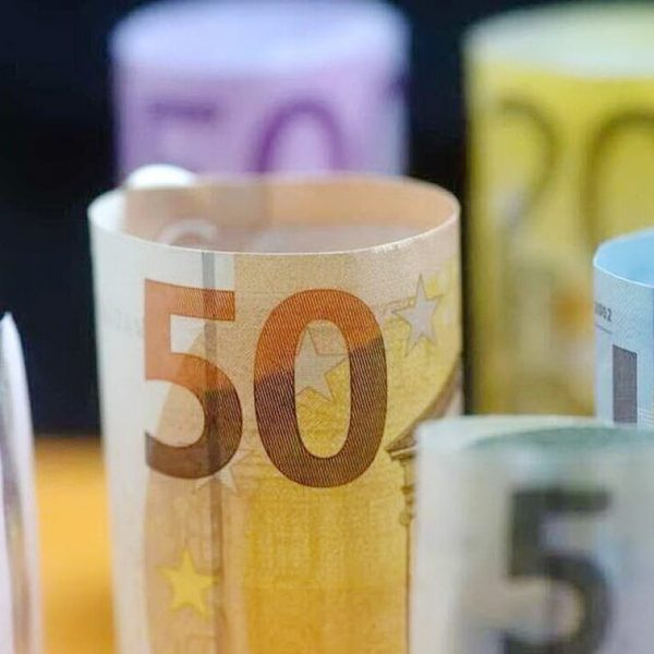 Συντάξεις 2023: Δεν είναι φάρσα – Ποιοι θα παίρνουν 100 ευρώ το μήνα αναδρομικά