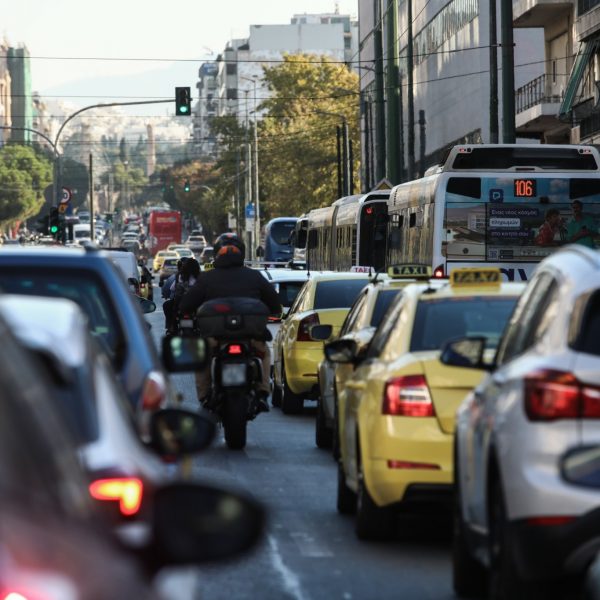 Τέλη κυκλοφορίας με τον μήνα: Πότε ξεκινάει η εφαρμογή του μέτρου