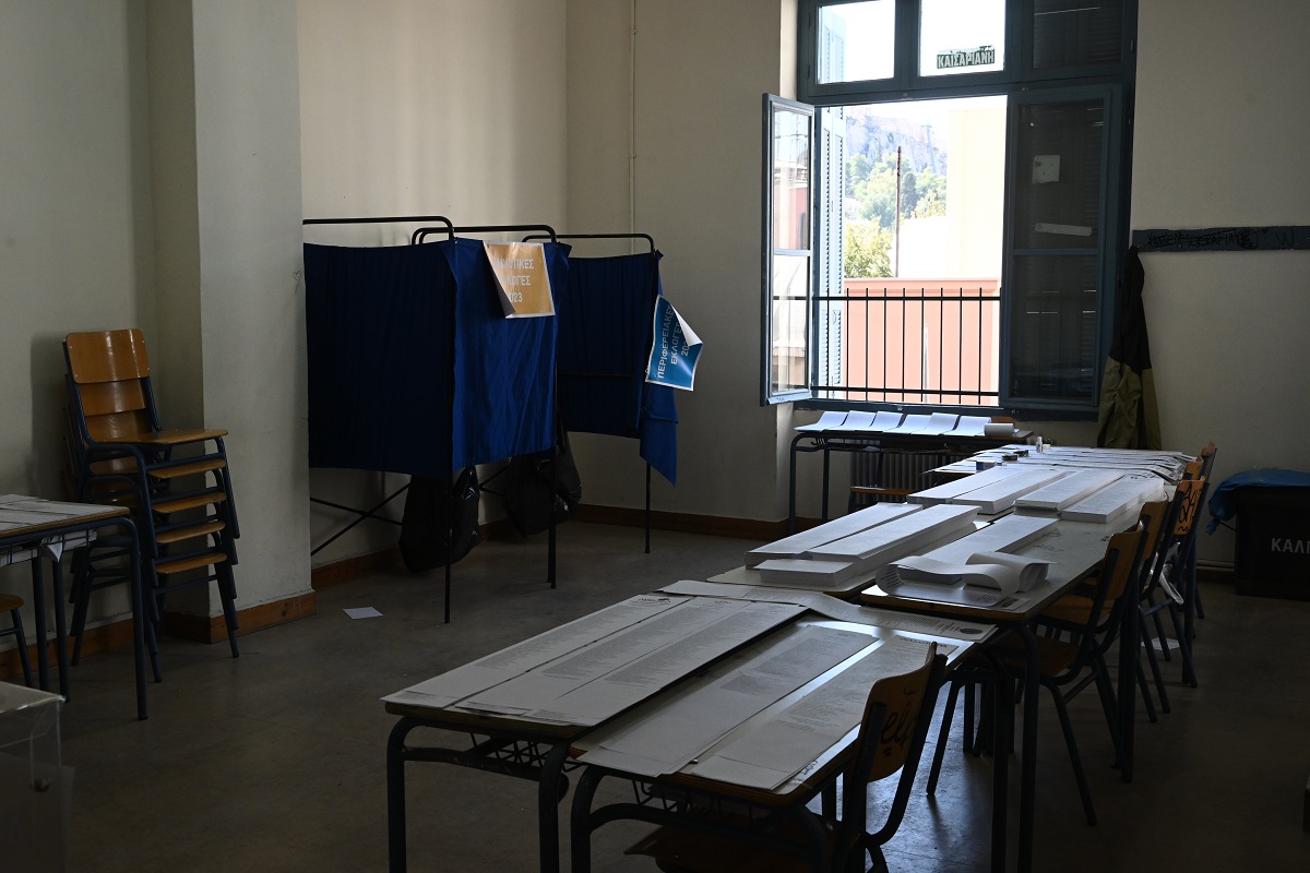 κλειστά σχολεία εκλογές β γύρος
