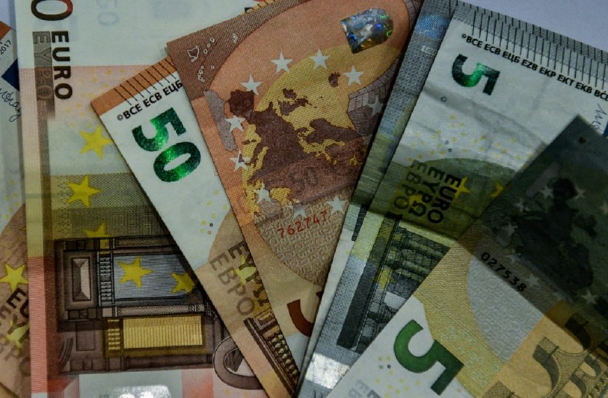 Προσοχή: Αλλάζει ο τρόπος πληρωμής του Youth Pass