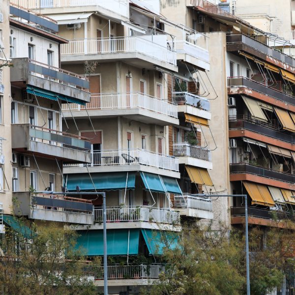 Νέος Οικοδομικός Κανονισμός: Ποιες κατοικίες έχουν κίνδυνο να τις γκρεμίσουν