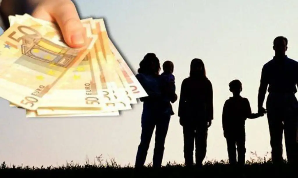 Επίδομα τέκνων 2018: Πότε θα καταβληθεί η επόμενη δόση από τον ΟΓΑ για το επίδομα παιδιού