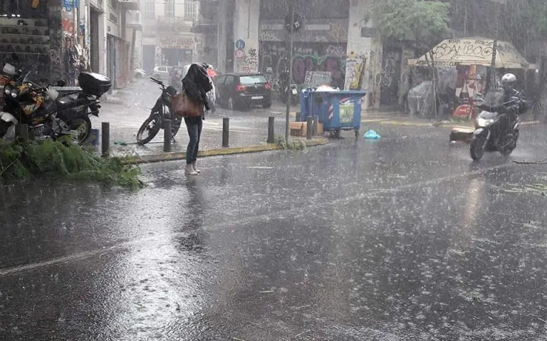 Καιρός: Πολικό jet stream «κυκλώνει» την Ελλάδα – Πότε θα χτυπήσει