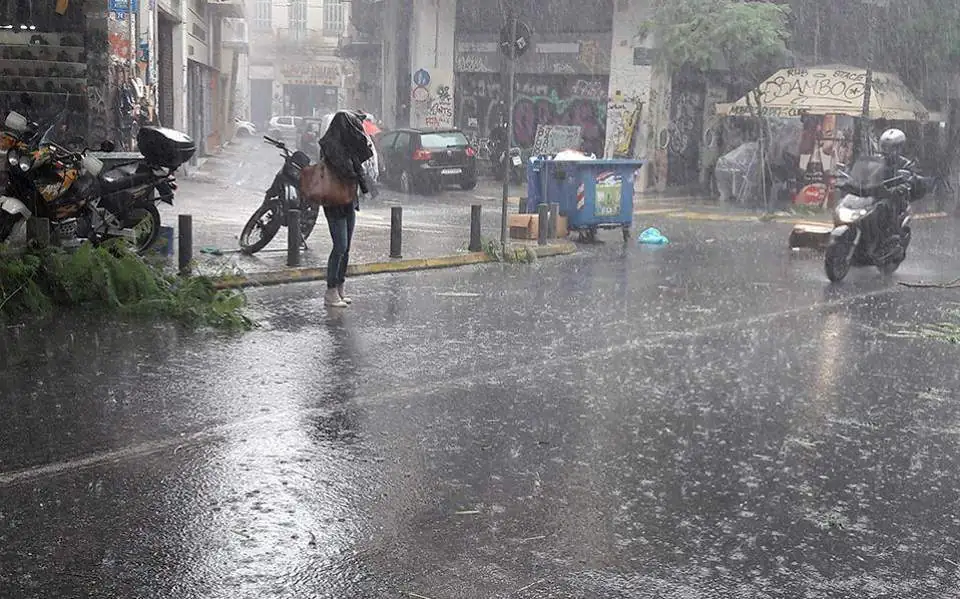 Καιρός: Πολικό jet stream «κυκλώνει» την Ελλάδα – Πότε θα χτυπήσει