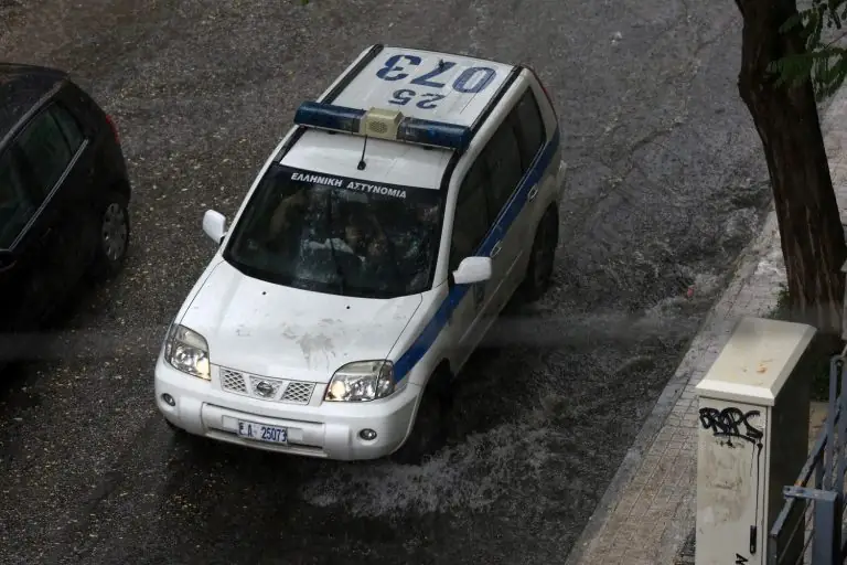 Χαϊδάρι: Ανθρωποκυνηγητό για το δράστη που πυροβόλησε την 30χρονη