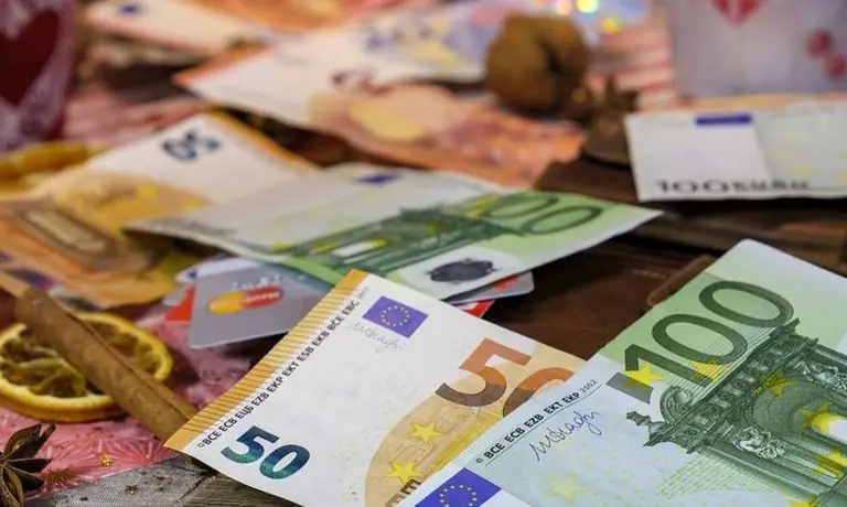 Αναδρομικά συνταξιούχων 2020: «Κλείδωσε» – Ποιοι θα πάρουν και πόσα (ΠΙΝΑΚΕΣ)