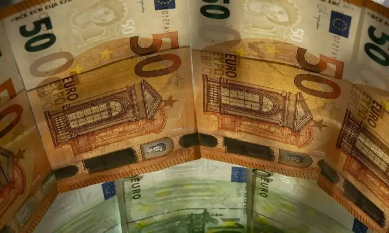 Κίνδυνος να χάσετε όλα σας τα λεφτά – «Φούσκα» μεγατόνων
