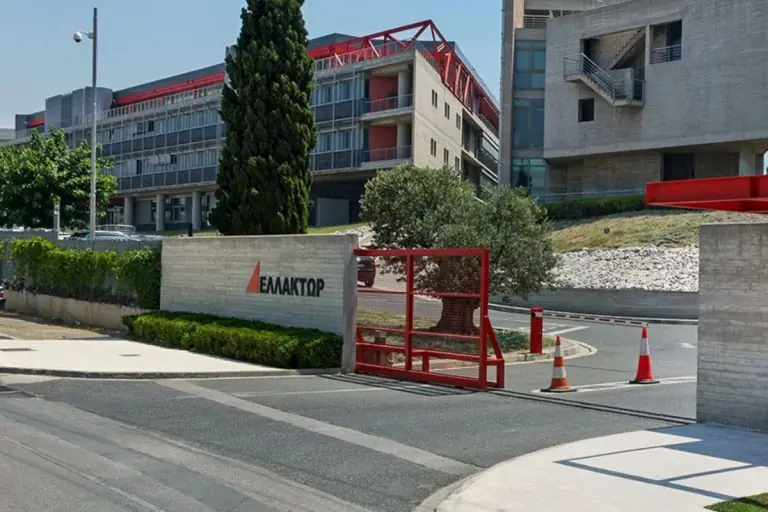 Πέταξαν εκτός ΕΛΛΑΚΤΩΡ τον Μπόμπολα – Αυτοί είναι τα νέα αφεντικά