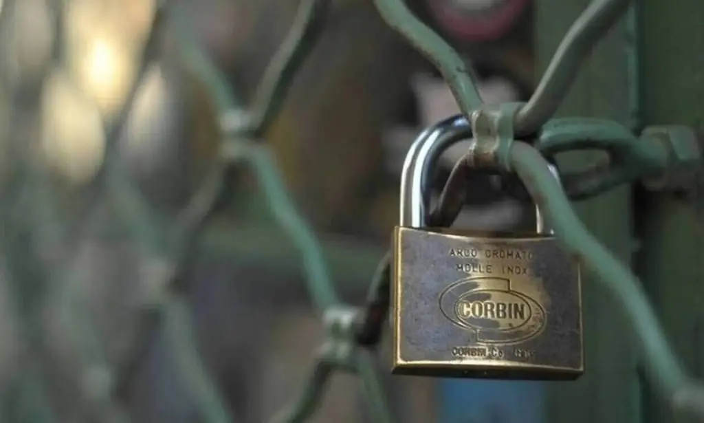 Κατεβάζει ρολά πασίγνωστο κατάστημα – Νέο λουκέτο στην αγορά