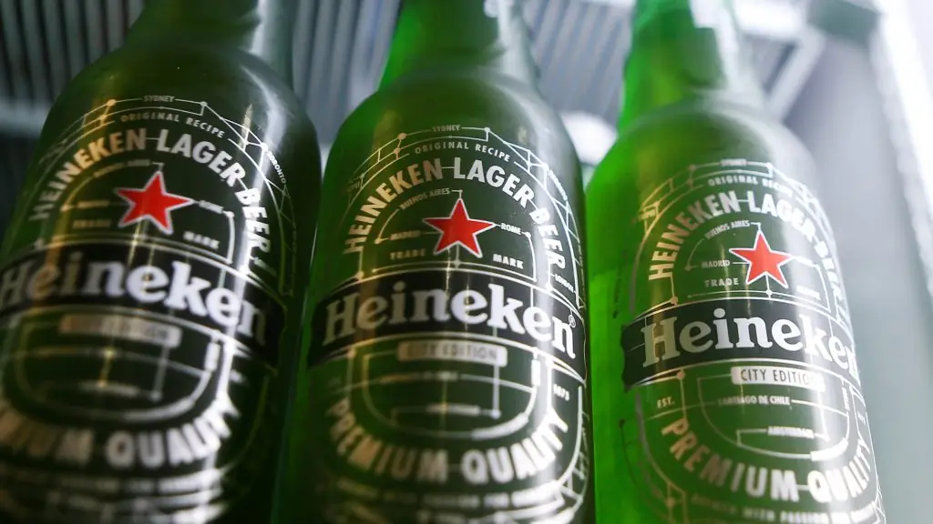 Heineken: «Καταρρέει» η κορυφαία μπύρα – Απολύονται 8.000 εργαζόμενοι