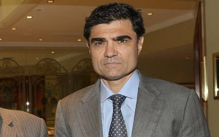 Απίστευτα κέρδη για Motor Oil και ΕΛΠΕ: Τα… πήρε όλα ο Βαρδινογιάννης