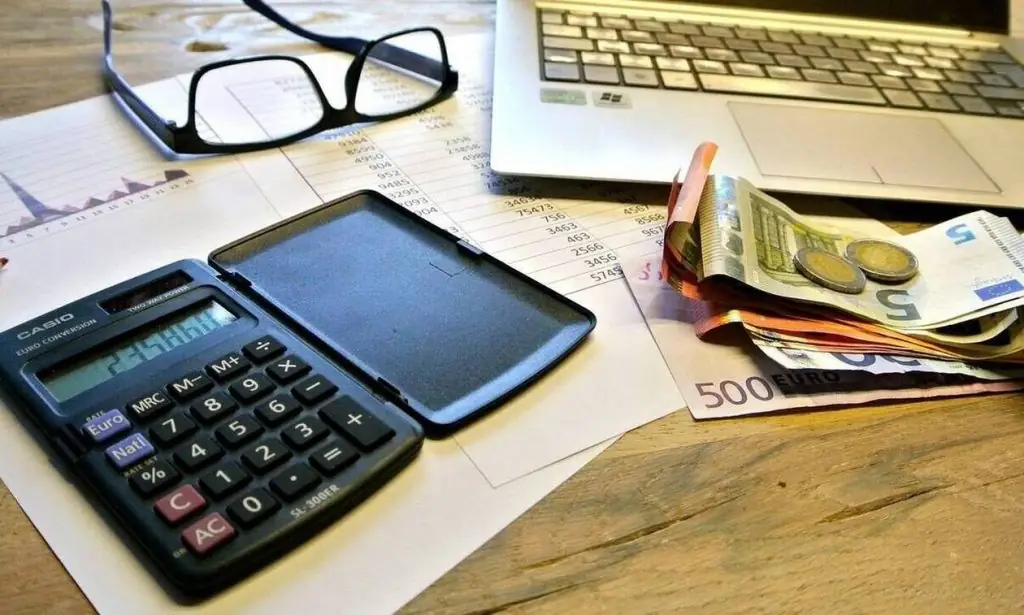 Φορολογικές δηλώσεις 2021: Πότε ξεκινούν – Πόσα θα πληρώσουμε φέτος