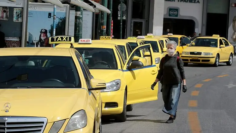 Δωρεάν μετακίνηση με ΤΑΞΙ: Ποιους αφορά και για ποιες διαδρομές