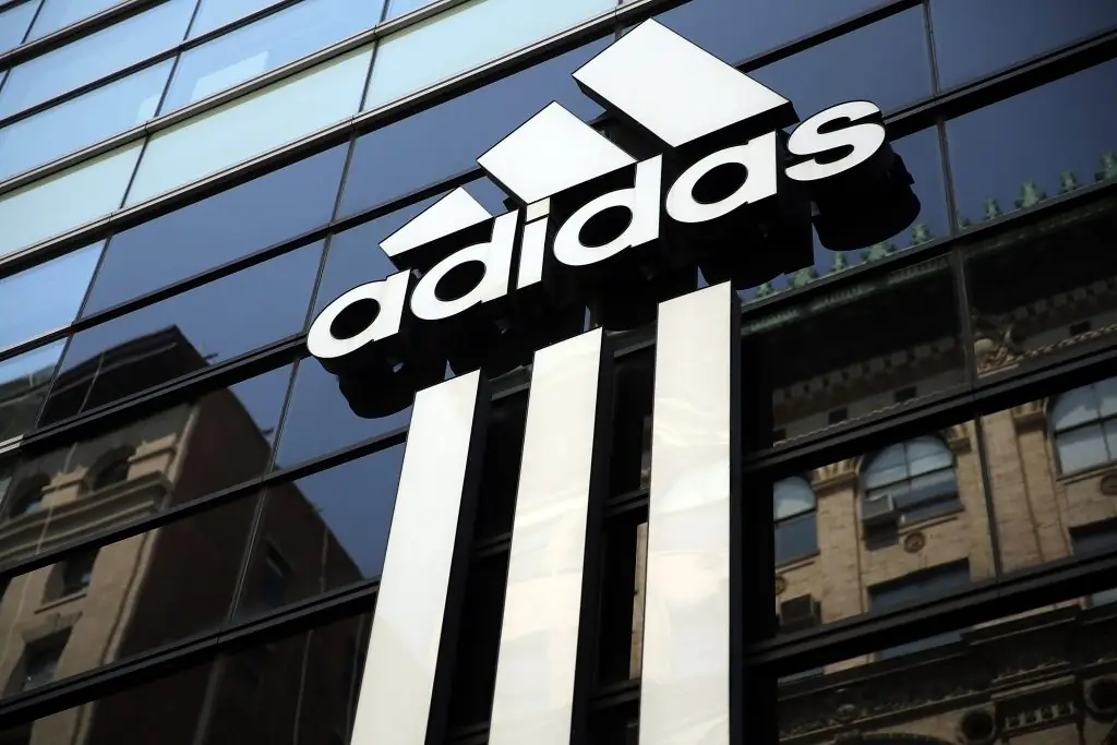 Adidas: Τα πήρε όλα! Συναγερμός σε Nike και Under Armour